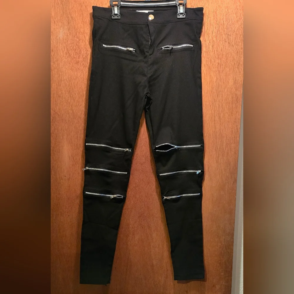 Aiweiyi Black Zipper Detail stretch Jeans szS - Picture 1 of 8